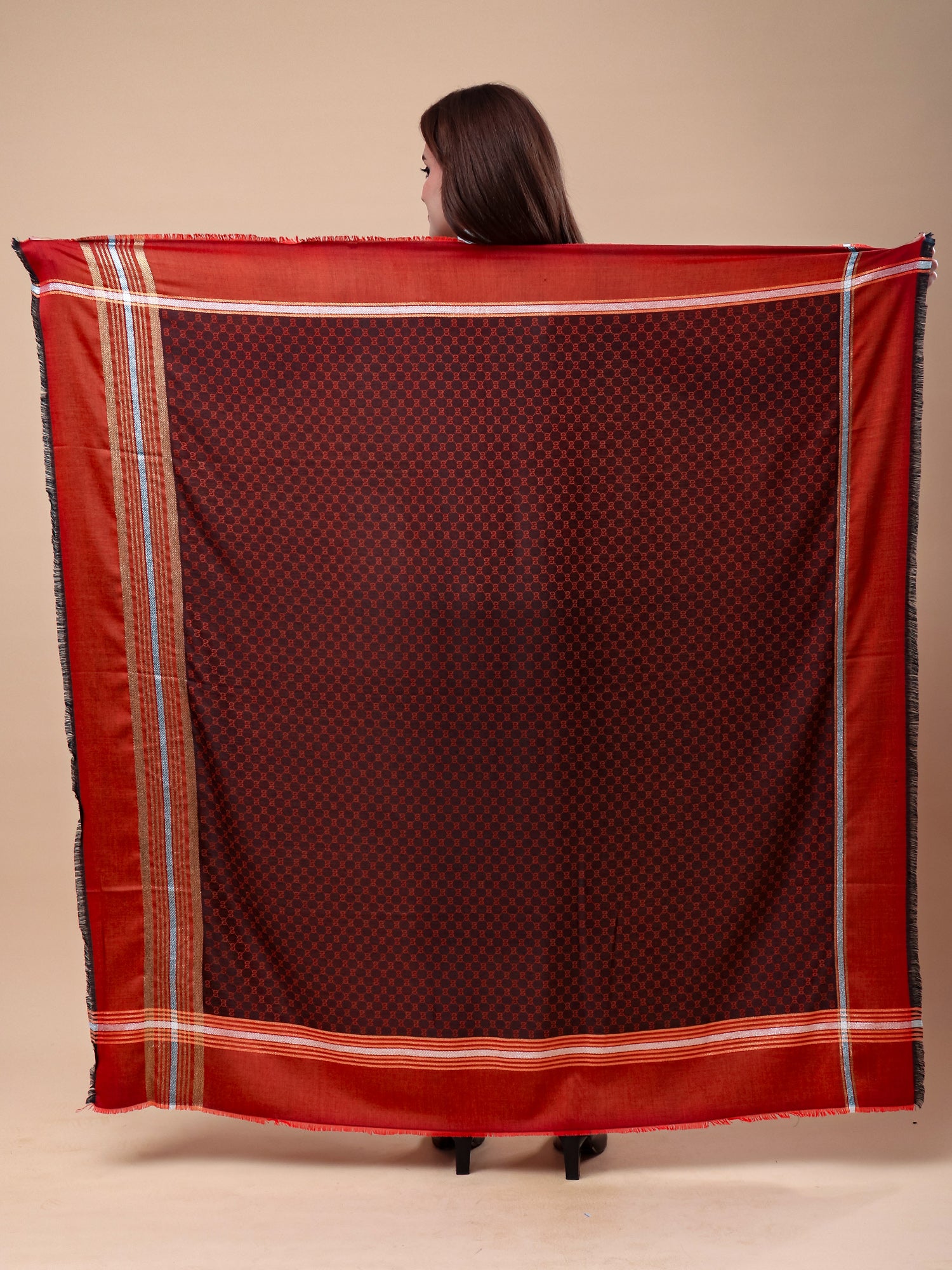 Amber Noir Shawl
