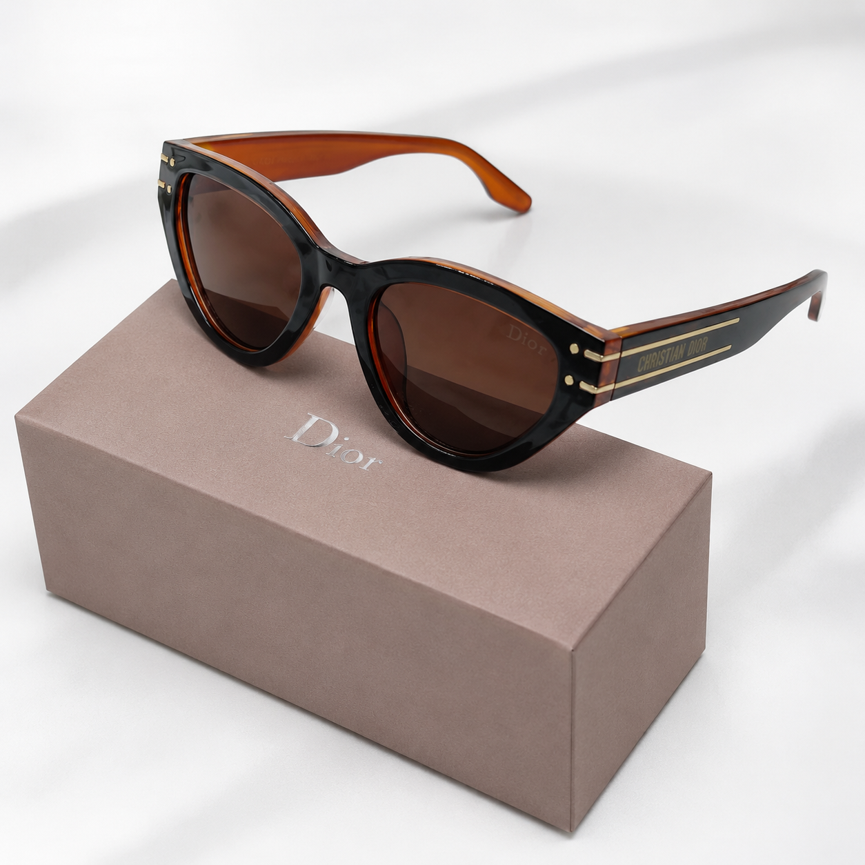 28 Black & Amber